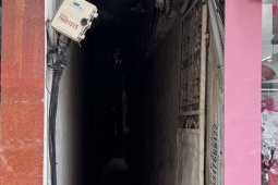 Nhà giá 1 tỷ ở Đống Đa, khách đến xem ngán ngẩm bỏ về