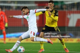 Video bóng đá Augsburg - Dortmund: Xử lí đẳng cấp, bám đuổi Bayern (Bundesliga)