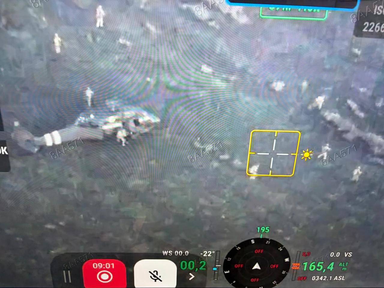 Video: Trực thăng Ukraine đưa đặc nhiệm tinh nhuệ đổ bộ vào thành trì Pokrovsk - 1