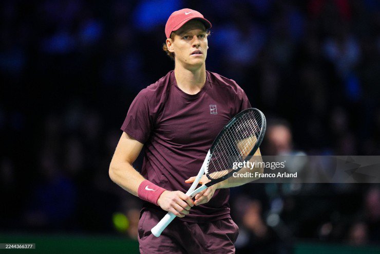 Sinner dễ dàng ghi danh vào bán kết