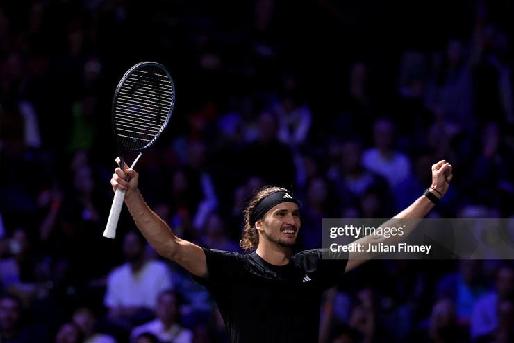 Zverev quá đẳng cấp