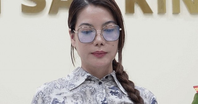 CLIP: Công an TP HCM khám xét nhà diễn viên Trư...