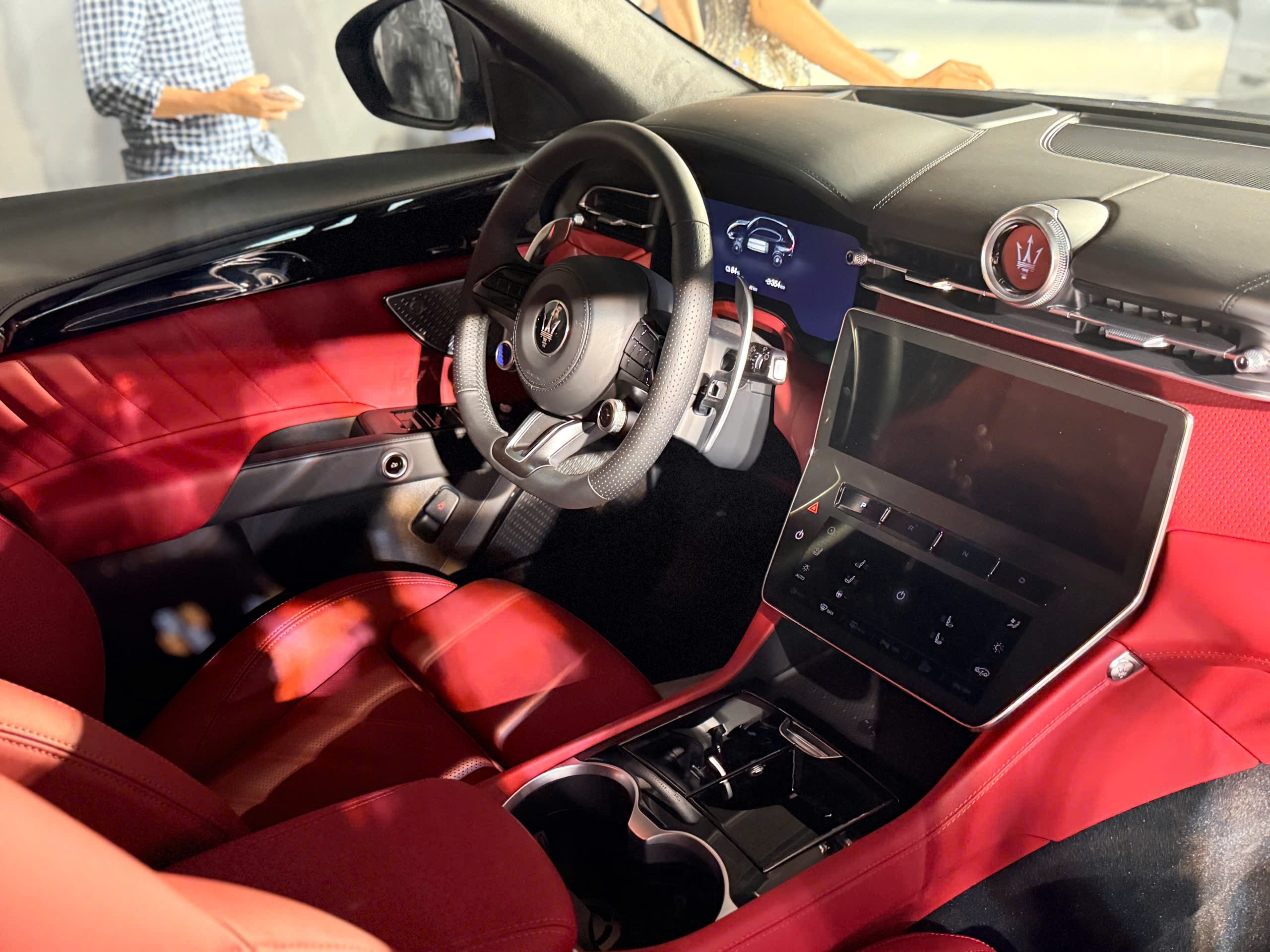 Bộ đôi xe điện Maserati mới ra mắt tại Việt Nam - 3