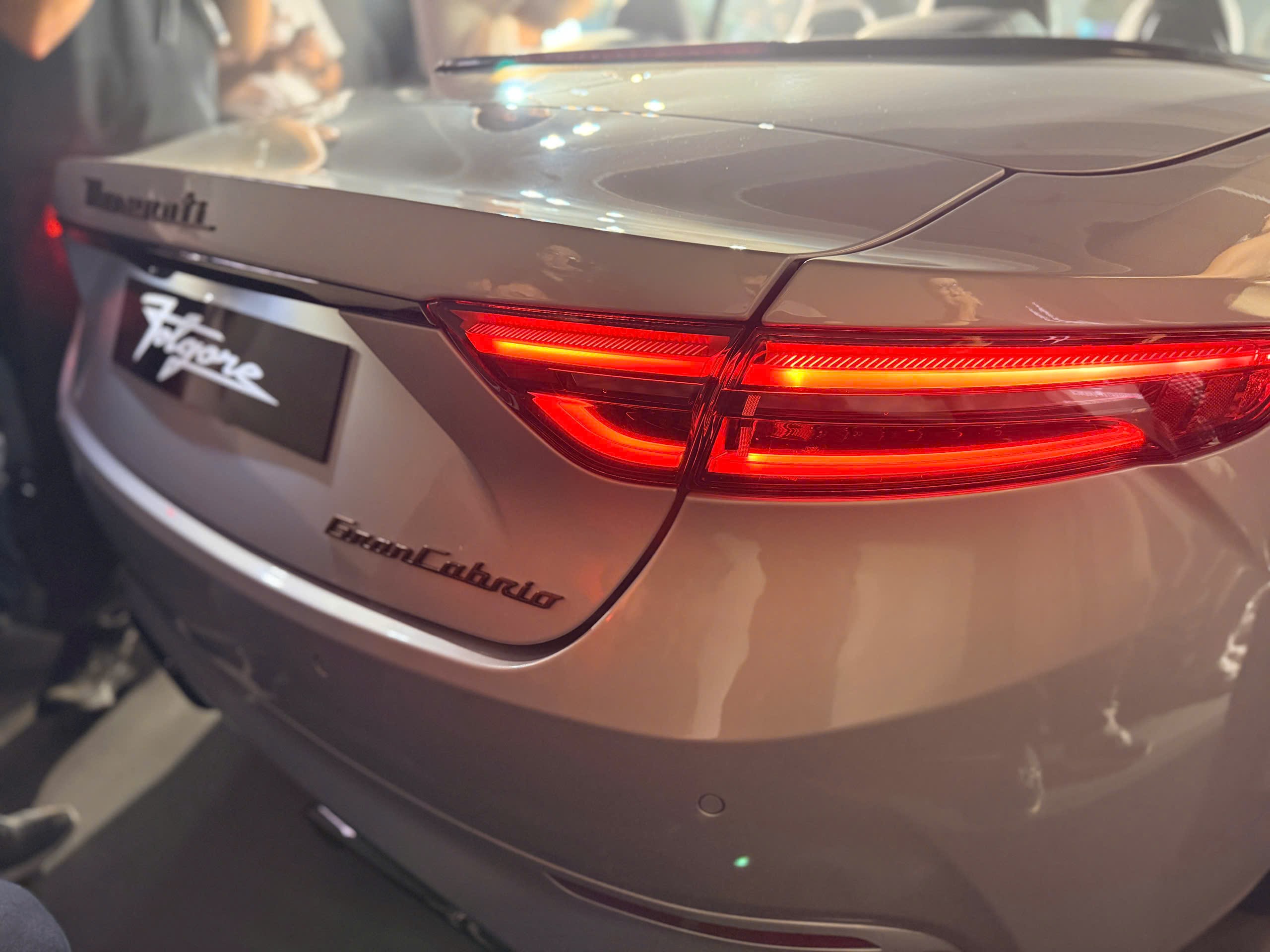 Bộ đôi xe điện Maserati mới ra mắt tại Việt Nam - 8