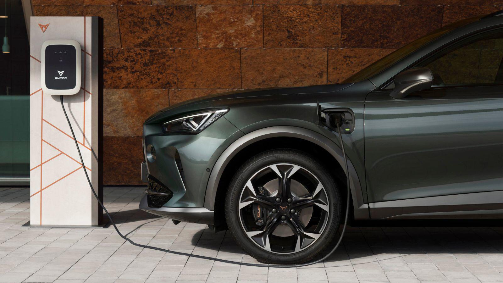 Xe PHEV liệu có "xanh" như hãng công bố - 1