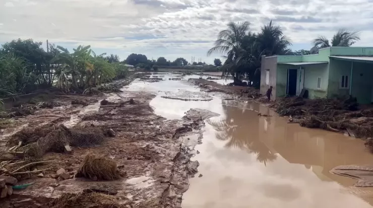 Làm rõ nguyên nhân hồ chứa trên núi bị vỡ gây chết người ở Lâm Đồng - 7