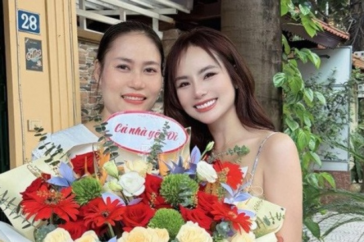 Gia đình tan vỡ, 'hoa khôi Hà Nội' mắc trầm cảm, được mẹ kế hơn 8 tuổi vực dậy