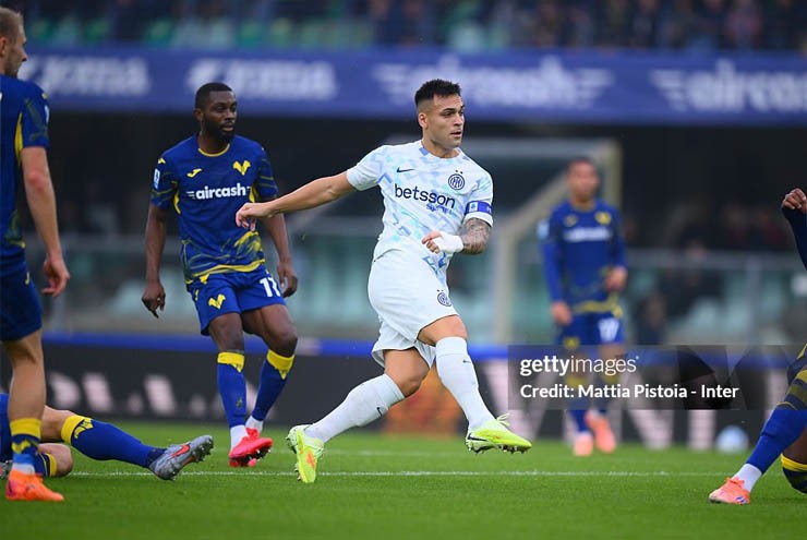 Trực tiếp bóng đá Verona - Inter Milan: Bàn phản lưới bất ngờ (Serie A) (Hết giờ)