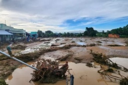 Khám nghiệm hiện trường, truy nguyên nhân vỡ hồ gây thảm kịch ở Lâm Đồng