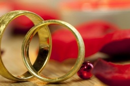 Vì 3 cây vàng cưới, mẹ chồng giận con dâu suốt nhiều năm