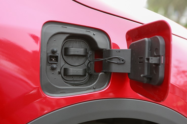 Giá xe VinFast VF 5 niêm yết và lắn bánh tháng 11/2025 - 18