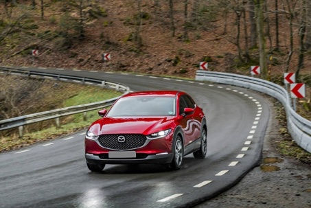 Giá xe Mazda CX-30 cập nhật mới nhất tháng 11/2025