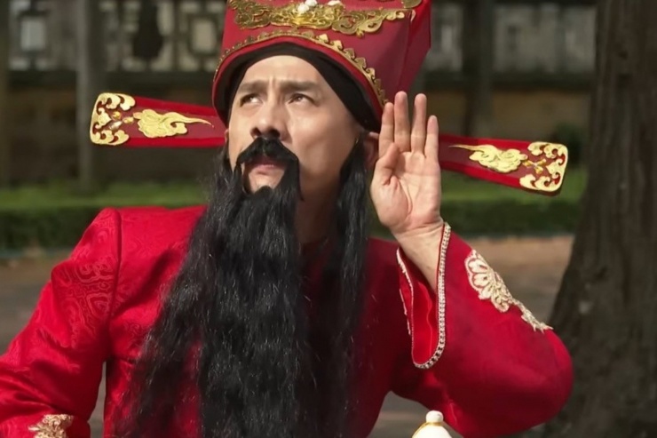 Nghệ sĩ gắn bó với chương trình thiện nguyện "Thần tài gõ cửa" suốt 15 năm.&nbsp;