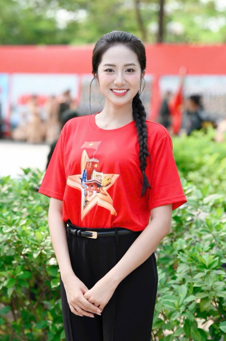 Sau đăng quang, cô tham dự nhiều hoạt động trong làng giải trí, cho biết trưởng thành hơn khi có cơ hội di chuyển nhiều giữa các vùng miền để tham gia các hoạt động xã hội, cộng đồng.