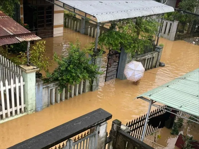 Nhiều khu vực tại rốn lũ Đại Lộc ngập sâu. Ảnh: ĐL