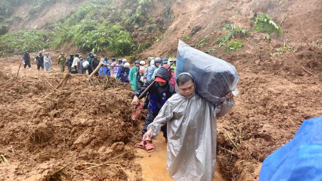 Cận cảnh ngôi làng ở Đà Nẵng bị lũ quét như làng Nủ - 26