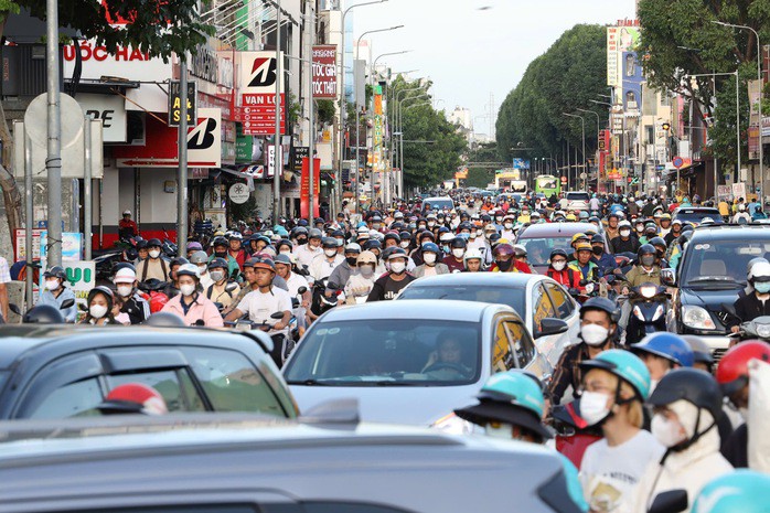 TP HCM nhận định việc cải tạo, chuyển đổi động cơ điện cho các phương tiện mô tô, xe gắn máy cũ đang lưu hành là hướng đi tiềm năng, phù hợp với định hướng chuyển đổi năng lượng xanh