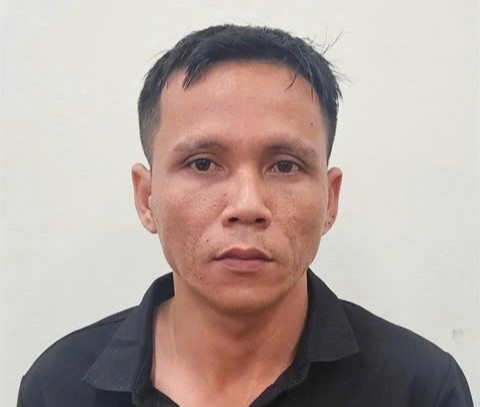 Phan Bảo Trung tại cơ quan công an.