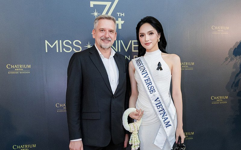 Hoa hậu Hương Giang được săn đón như ngôi sao ở Miss Universe 2025 - 4