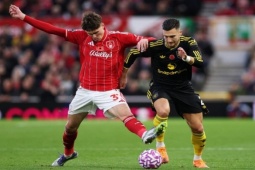 Bóng đá - MU phơi bày “tử huyệt” trước Nottingham, giới chóp bu phải cứu Amorim