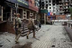 Thế giới - Nga kiểm soát 60% Pokrovsk, Ukraine phản công ở thị trấn Rodynske