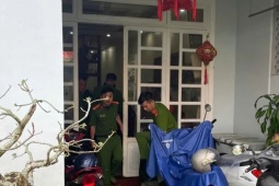 Tin tức trong ngày - Cảnh sát khám xét nhà Trưởng Phòng Pháp chế Sở Y tế Lâm Đồng