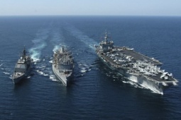 Hai tuần dương hạm Mỹ mang đầy tên lửa Tomahawk áp sát Venezuela