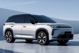 SUV điện giá hơn 500 triệu đồng nhiều công nghệ hiện đại, phạm vi hoạt động 1.300 km