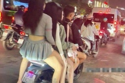 Thế giới xe - Hà Nội: Xử phạt lái xe ôm công nghệ 'kẹp 4' trên đường Trần Duy Hưng