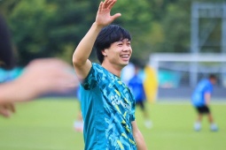 Thực hư tin đồn Công Phượng mâu thuẫn với HLV đội Trường Tươi Đồng Nai