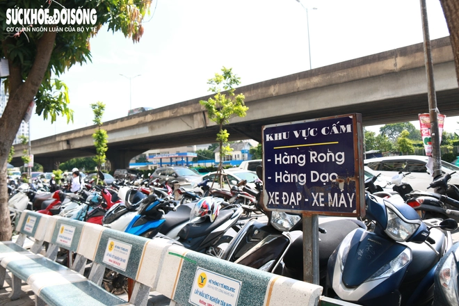 Hôm nay lắp camera phạt nguội tuyến đường &#39;chuyên&#39; đỗ xe trái phép - 4