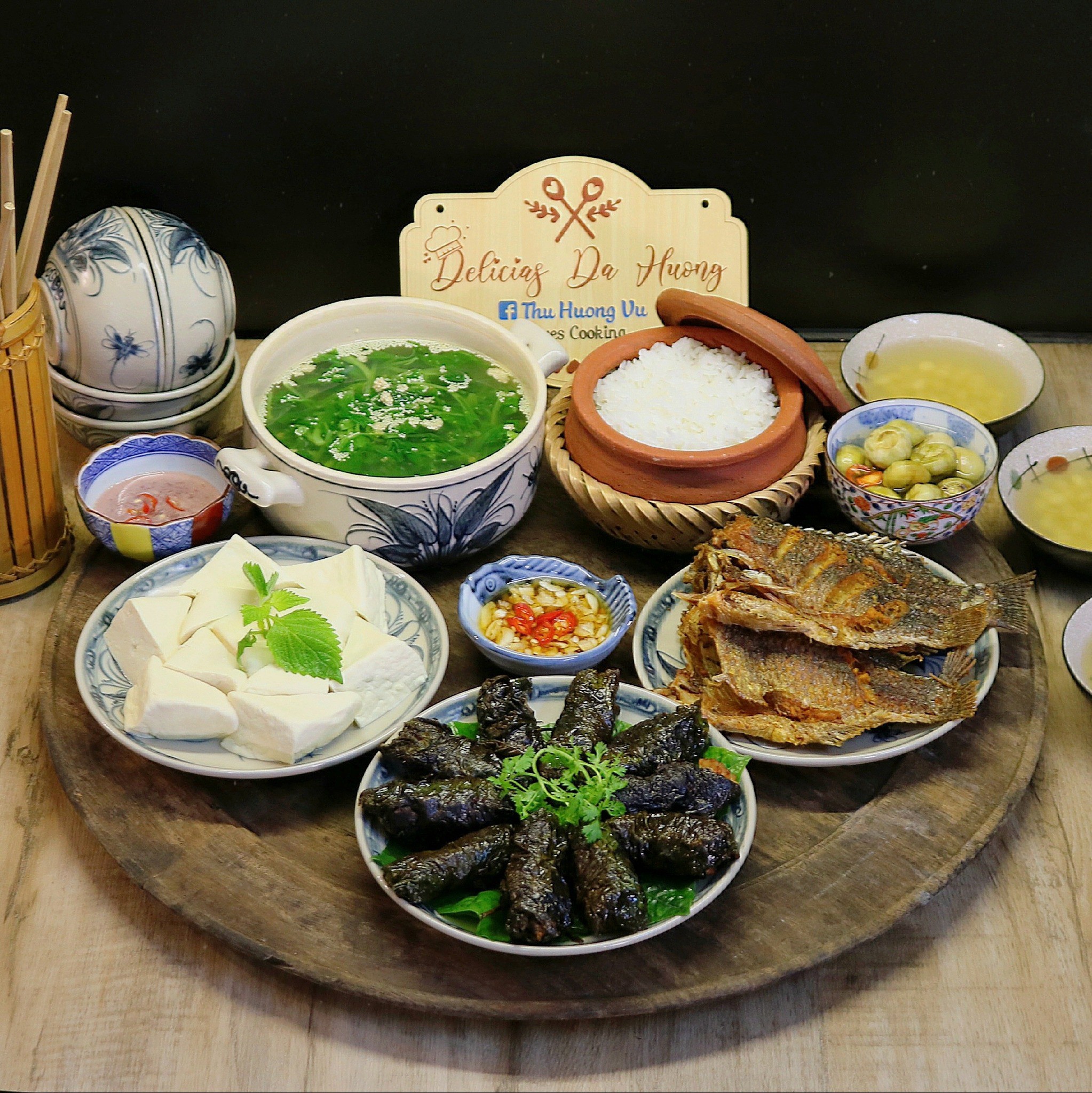 Chả lá lốt - Cá rô phi rán giòn - Canh rau cải - Đậu phụ luộc