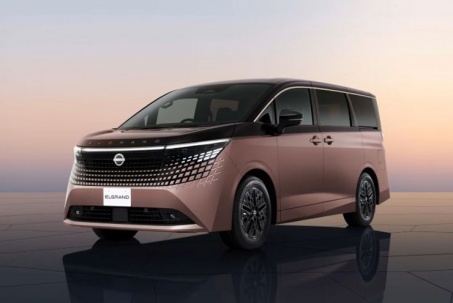 Xe MPV Elgrand mới của Nissan chốt lịch ra mắt