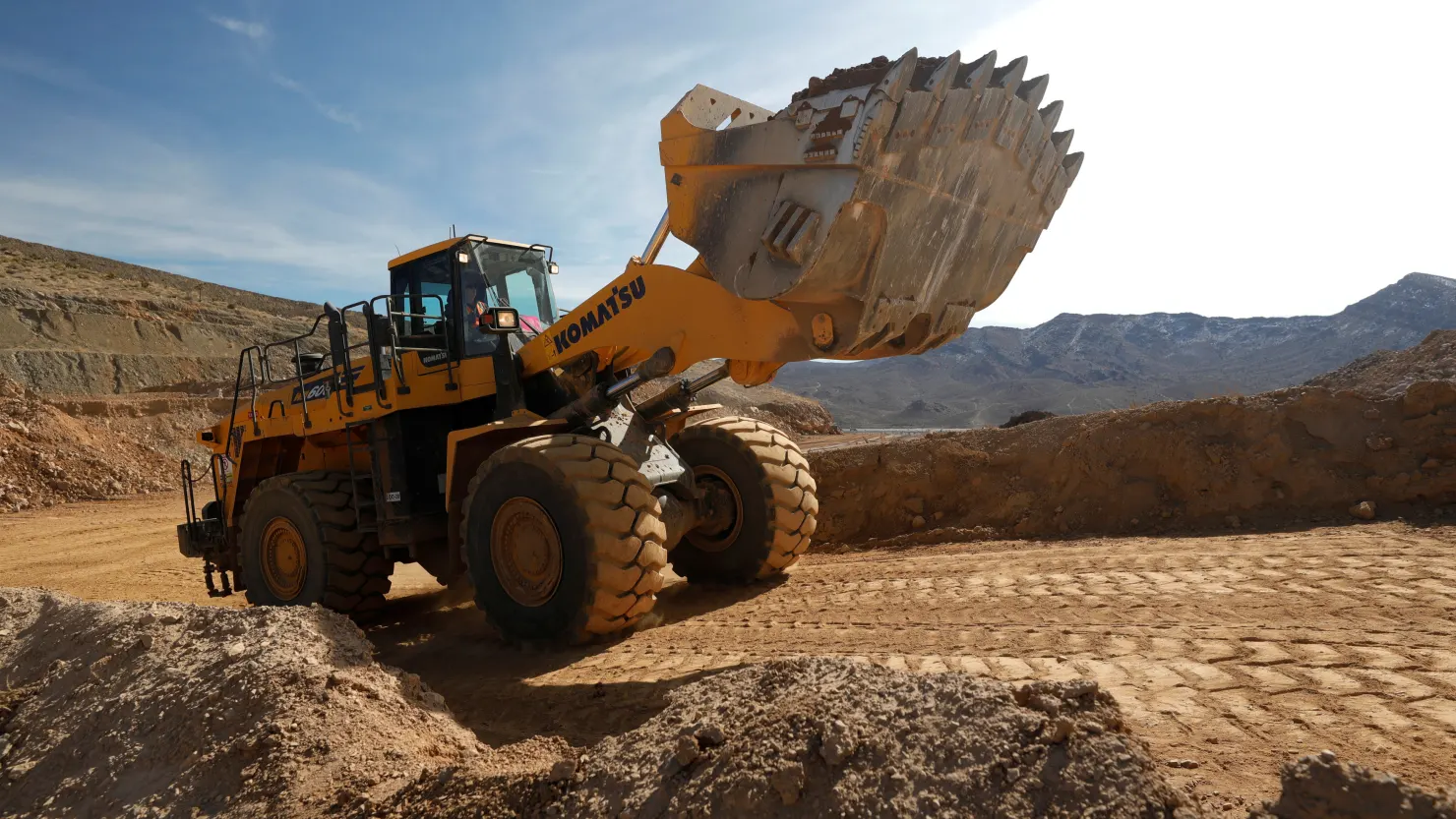 Cuộc “đại chiến” đất hiếm: Kỷ nguyên mới đã bắt đầu? - 1