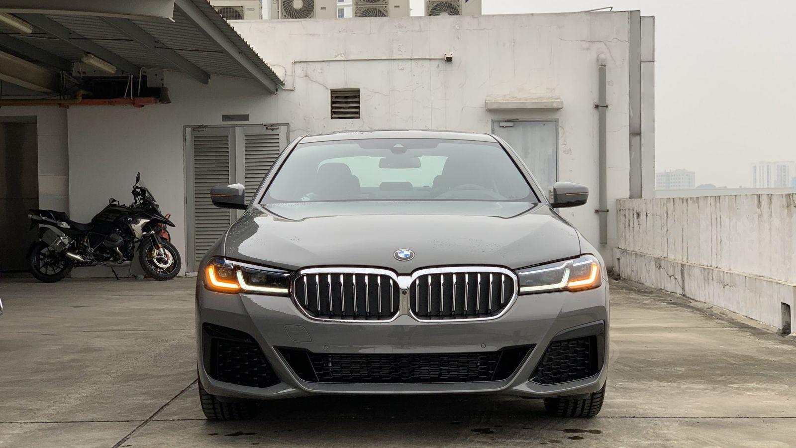 Bộ đôi xe Đức X4 và 5 Series giảm giá mạnh tại Việt nam - 2