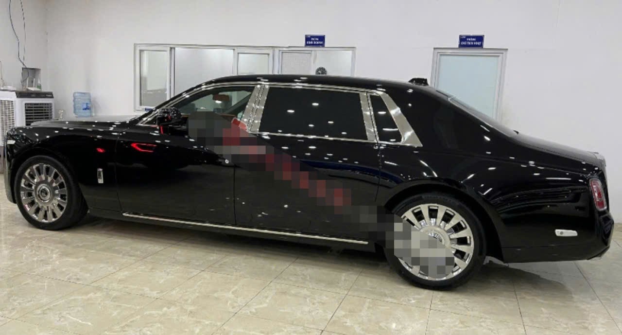 Một vài ảnh thực tế chiếc xe được rao bán. (Ảnh chụp màn hình)