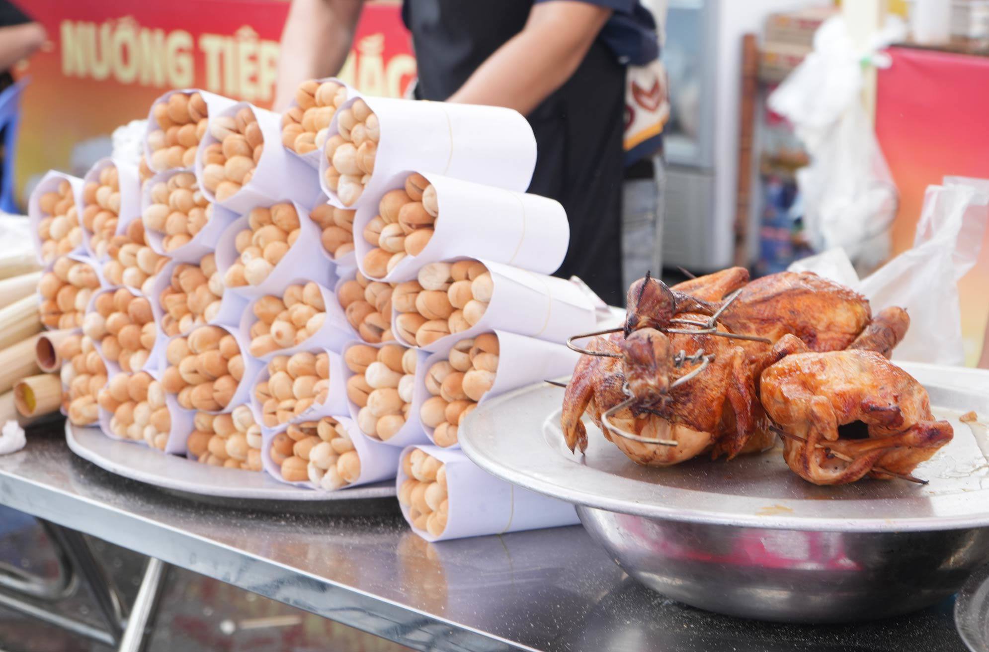 Đặc sản 34 tỉnh thành "hội tụ" đông đủ tại Hội chợ mùa thu 2025 - 21