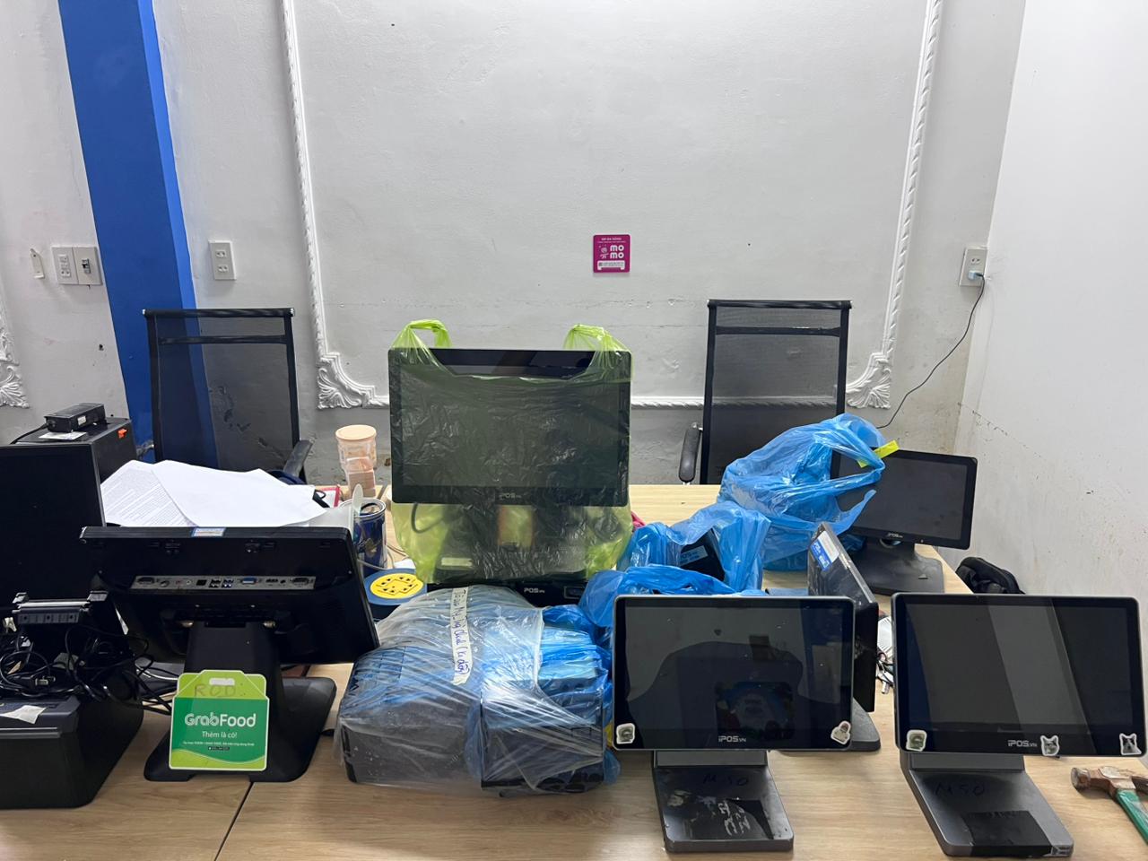 Mỗi thiết bị được khôi phục là có thêm niềm an ủi, tiếp thêm hy vọng cho các chủ quán F&B Huế giữa thời điểm khó khăn này