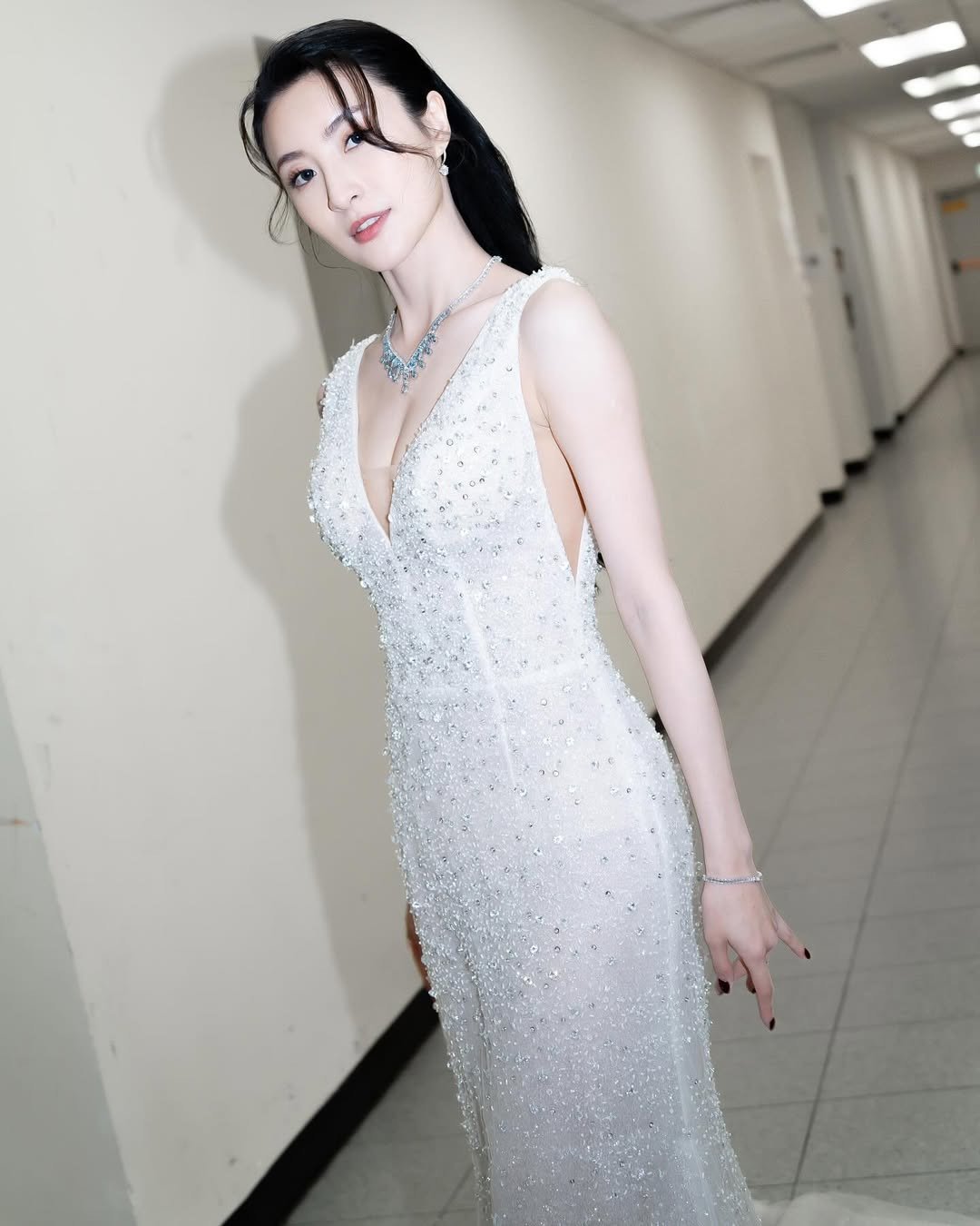 Năm 2024, Lâm Hạ Vy thành lập thương hiệu trang sức kim cương nhân tạo, thể hiện hình ảnh người phụ nữ hiện đại, độc lập và thành đạt.