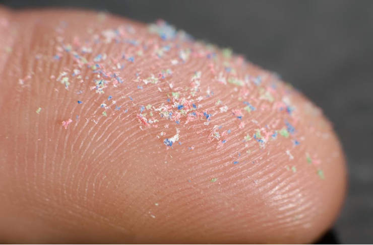 Vi nhựa đang xâm chiếm mọi ngóc ngách trên Trái Đất.