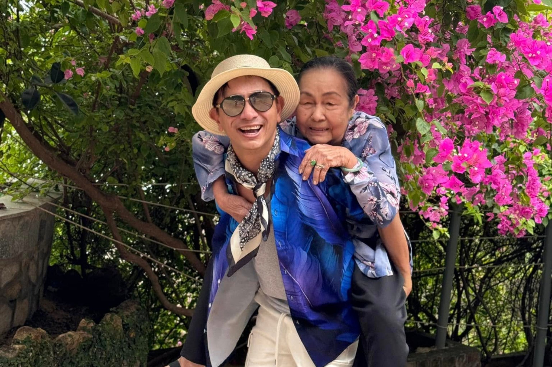 Tuổi U50, Đình Toàn vẫn sống với mẹ. Anh cố gắng phụng dưỡng, chăm nom đấng sinh thành.&nbsp;