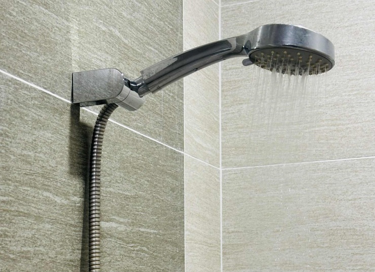 Nhiều trường hợp gặp bất ổn sức khỏe trong phòng tắm vào mùa đông. Ảnh minh họa: Ban Mai