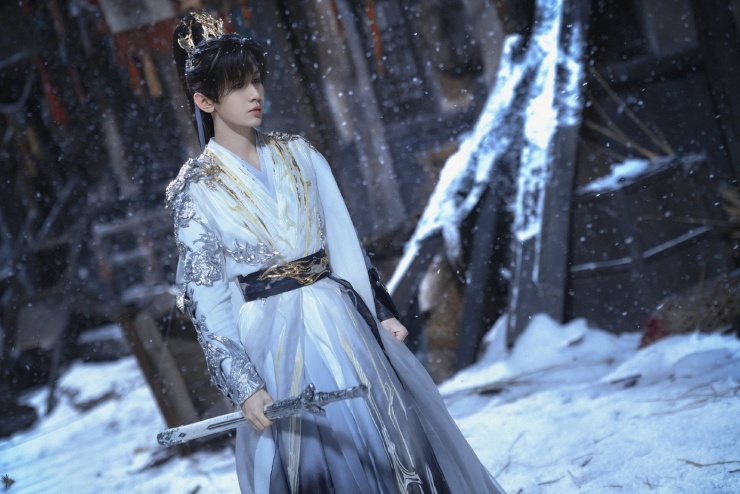 Mỹ nam cổ trang số một Trung Quốc như Thành Nghị lại có hai phim thất bại liên tiếp trong một tháng là Phó sơn hải và Thiên địa kiếm tâm.