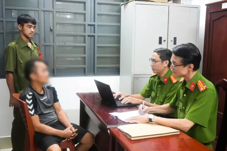 Công an phường Ninh Kiều đã tạm giữ hình sự H.