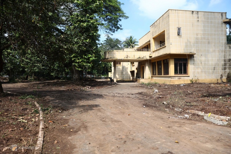 Dọn khu &#39;biệt thự Chú Hỏa&#39; để làm đài tưởng niệm - 15