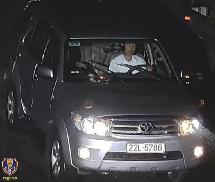 Camera AI phát hiện người điều khiển xe không thắt dây an toàn. Ảnh: CỤC CSGT