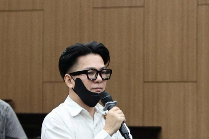 VKS đề nghị phạt tiền với ca sỹ Vũ Hà về tội đánh bạc