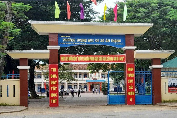 Trường THCS Ân Thạnh, nơi xảy ra sự việc