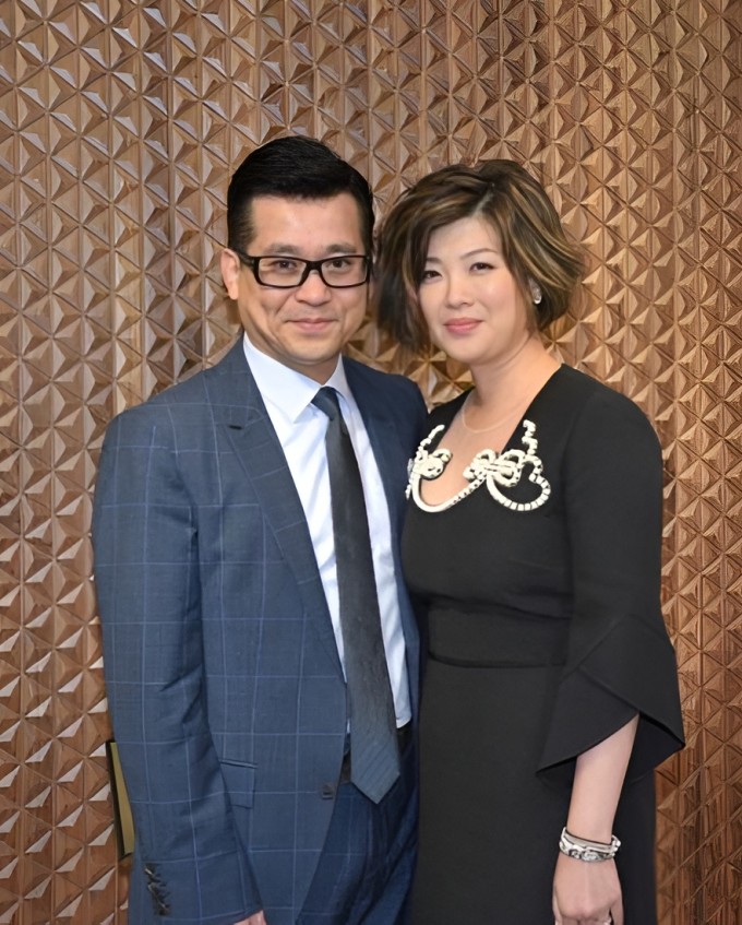 Lý Minh Huệ và chồng, Trần Diệu Dương. Ảnh: Weibo