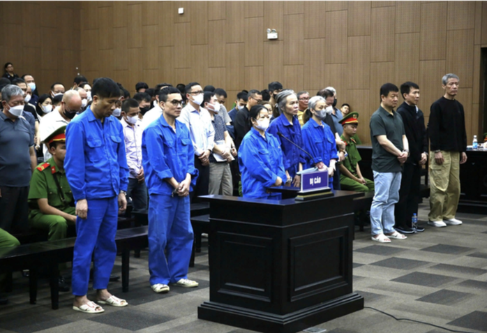 Các bị cáo tại phiên toà